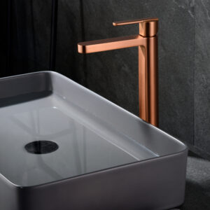 Mitigeur lavabo haut Formentera, finition or rose bross